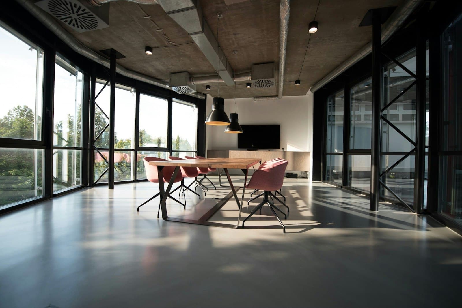 Büro-Glasflächen und Fenster